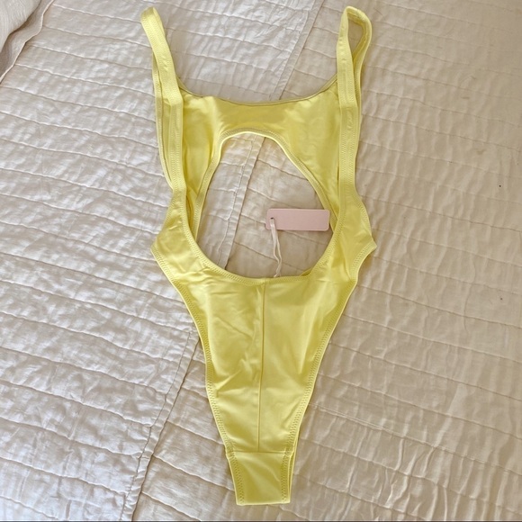 NWT Chloe Rose Surfs Up! Yellow One Piece Swimsuit - Picture 5 of 6
